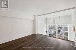 821 - 111 ST CLAIR AVENUE W Toronto 