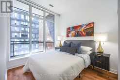 403 - 225 SACKVILLE STREET Toronto 