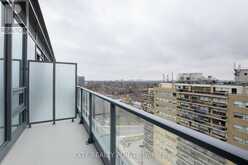 1007 - 2525 BATHURST STREET Toronto 