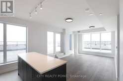 909 - 2525 BATHURST STREET Toronto 