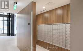 909 - 2525 BATHURST STREET Toronto 