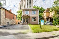 61 BUTTONWOOD AVENUE Toronto 