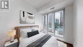 1502 - 35 BALMUTO STREET Toronto 