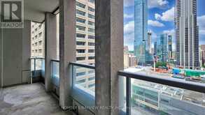 1502 - 35 BALMUTO STREET Toronto 