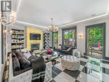 327 CORTLEIGH BOULEVARD Toronto 