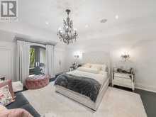 327 CORTLEIGH BOULEVARD Toronto 