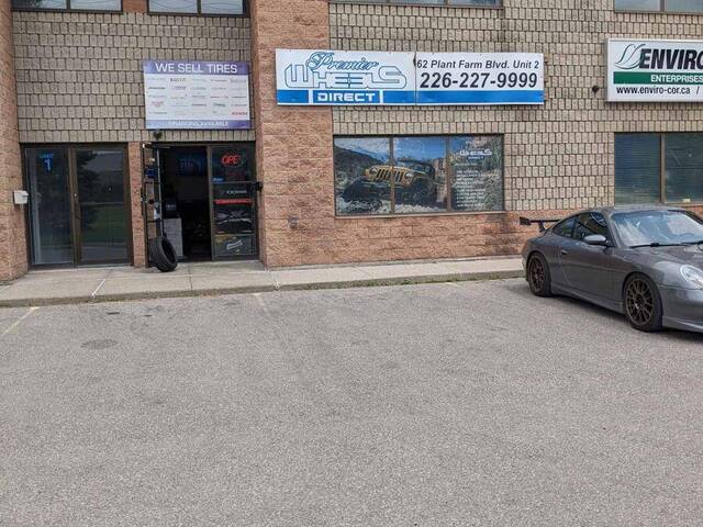 2 - 62 PLANT FARM BOULEVARD Brantford Ontario