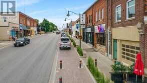 98 MAIN STREET Penetanguishene