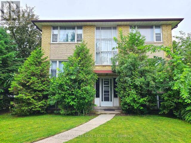 2566 LAKE SHORE BOULEVARD W Toronto  Ontario