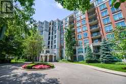 811 - 18 WILLIAM CARSON CRESCENT Toronto 