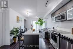 708 - 386 YONGE STREET Toronto 