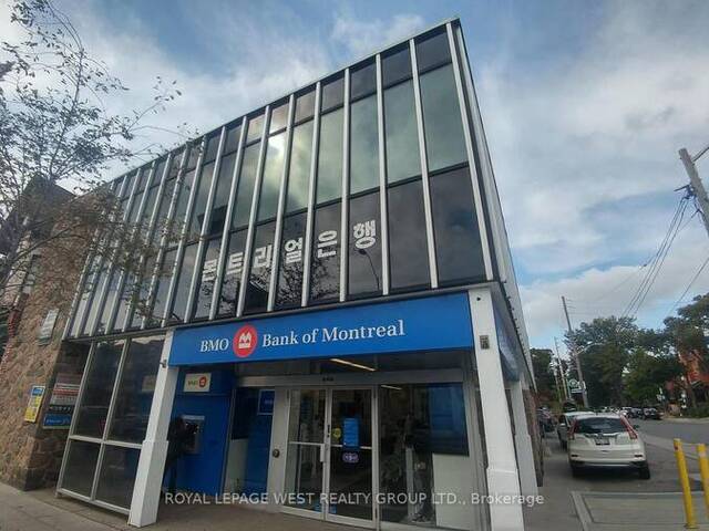 202 - 640 BLOOR STREET W Toronto Ontario