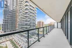 1210 - 30 INN ON THE PARK DRIVE Toronto 