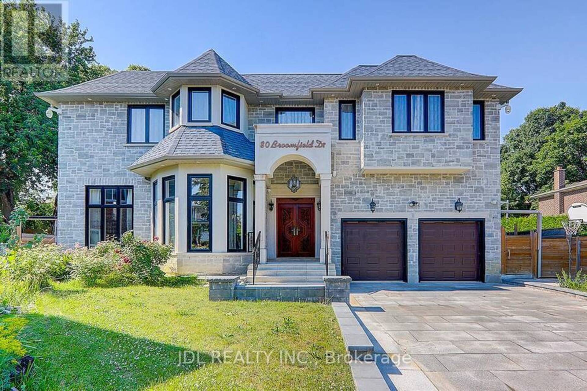 80 BROOMFIELD DRIVE Toronto 