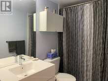 331 - 21 ICEBOAT TERRACE Toronto 