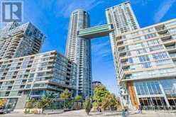 331 - 21 ICEBOAT TERRACE Toronto