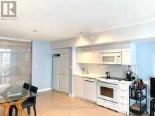 331 - 21 ICEBOAT TERRACE Toronto