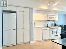 331 - 21 ICEBOAT TERRACE Toronto