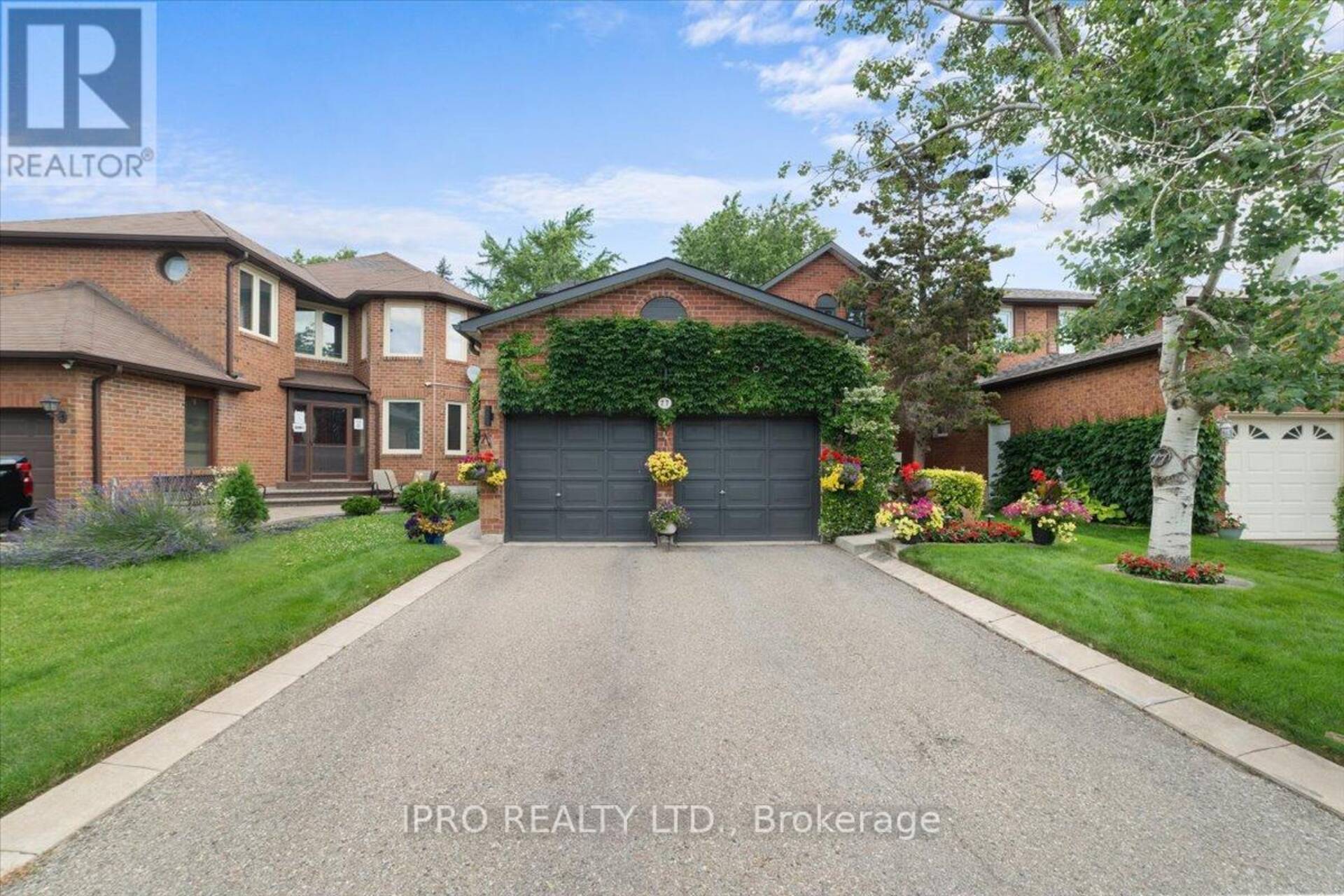 77 LORD SIMCOE DRIVE Brampton