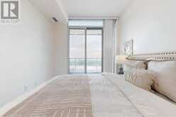 2315 - 29 SINGER COURT Toronto 