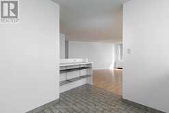 2401 - 270 QUEENS QUAY W Toronto 