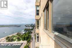 2401 - 270 QUEENS QUAY W Toronto 