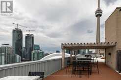 2401 - 270 QUEENS QUAY W Toronto 