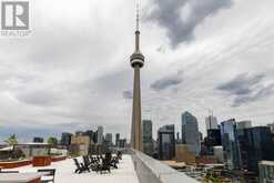 2401 - 270 QUEENS QUAY W Toronto 