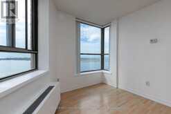 2401 - 270 QUEENS QUAY W Toronto 