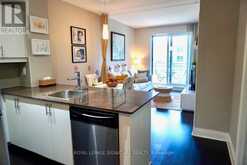 602 - 17 KENASTON GARDENS Toronto 