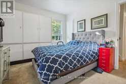 12 SPRINGBROOK GARDENS Toronto