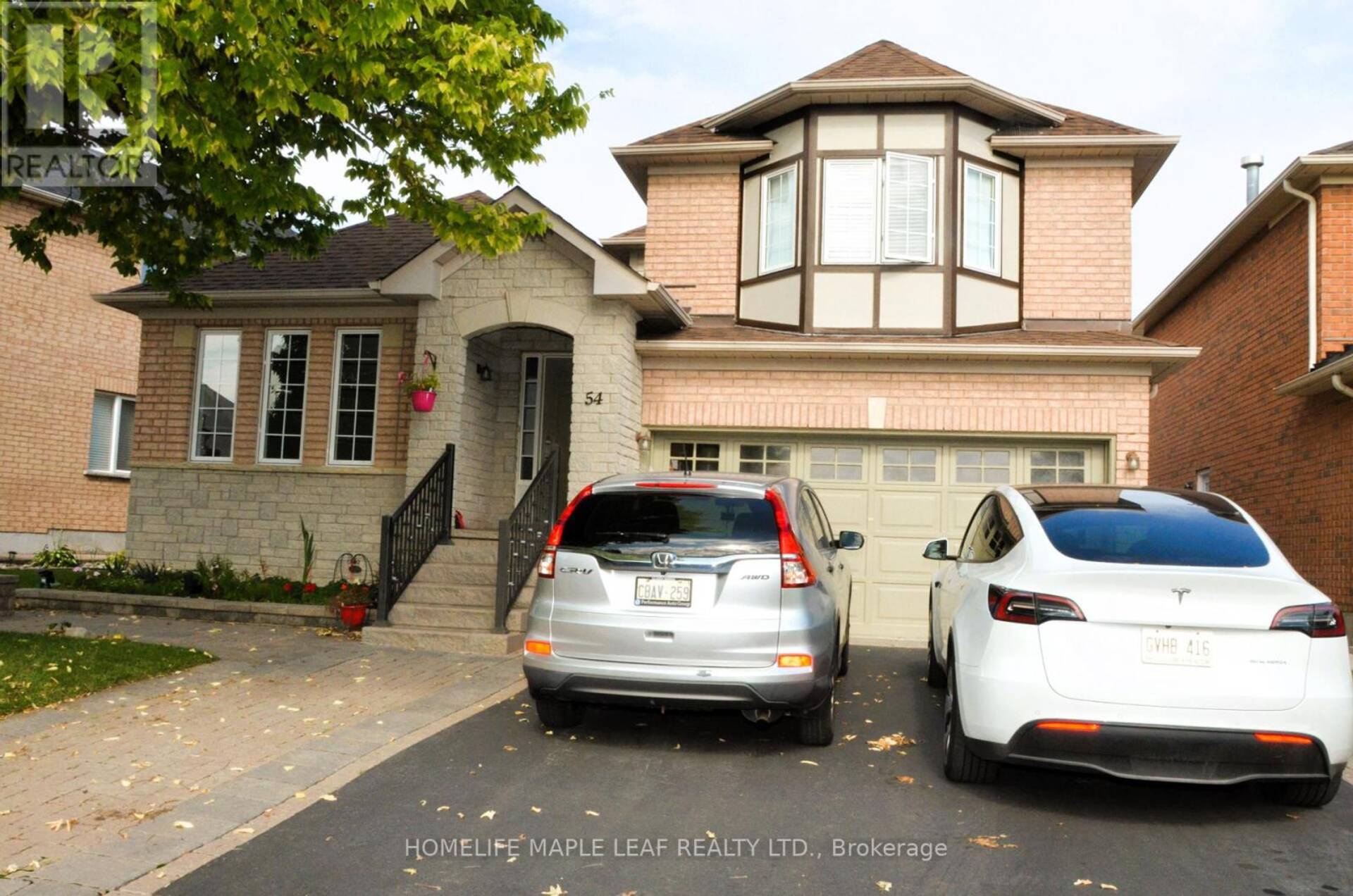 54 WOODVALLEY DRIVE Brampton 