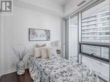 2202 - 14 YORK STREET Toronto 