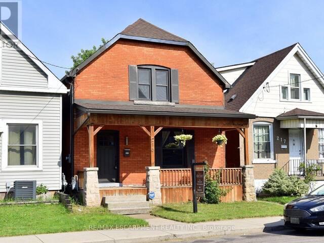 215 ROSSLYN AVENUE N Hamilton Ontario