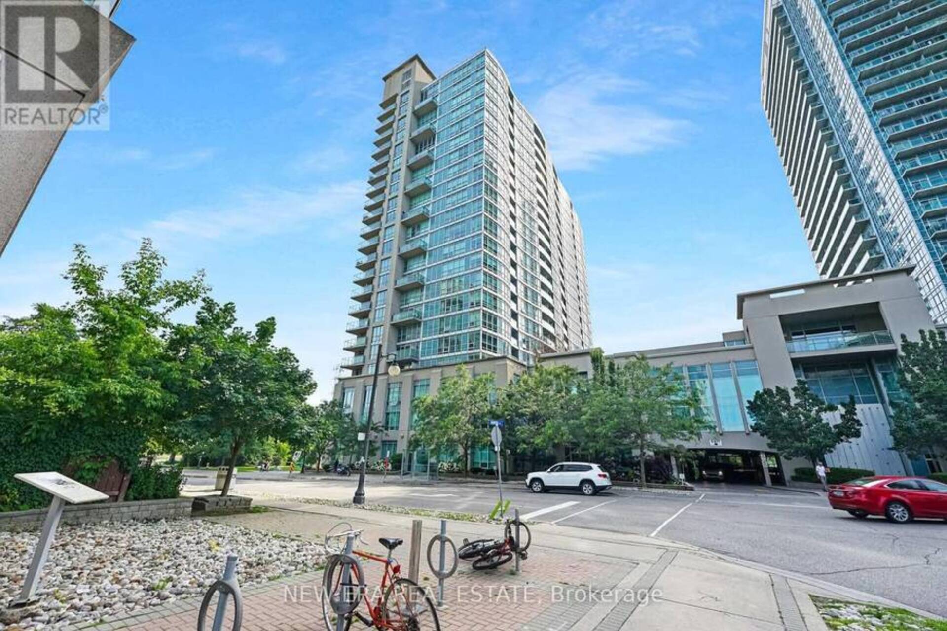 303 - 185 LEGION ROAD Toronto 