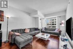 209 - 701 SHEPPARD AVENUE W Toronto 