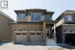 19 BARNYARD TRAIL N Barrie