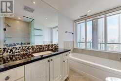 3401 - 35 BALMUTO STREET Toronto 