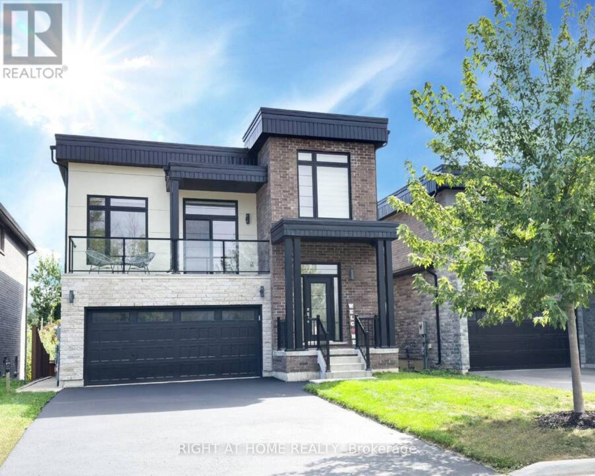 8 GREENWICH STREET Barrie