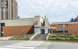 3203 - 3939 DUKE OF YORK BOULEVARD Mississauga 