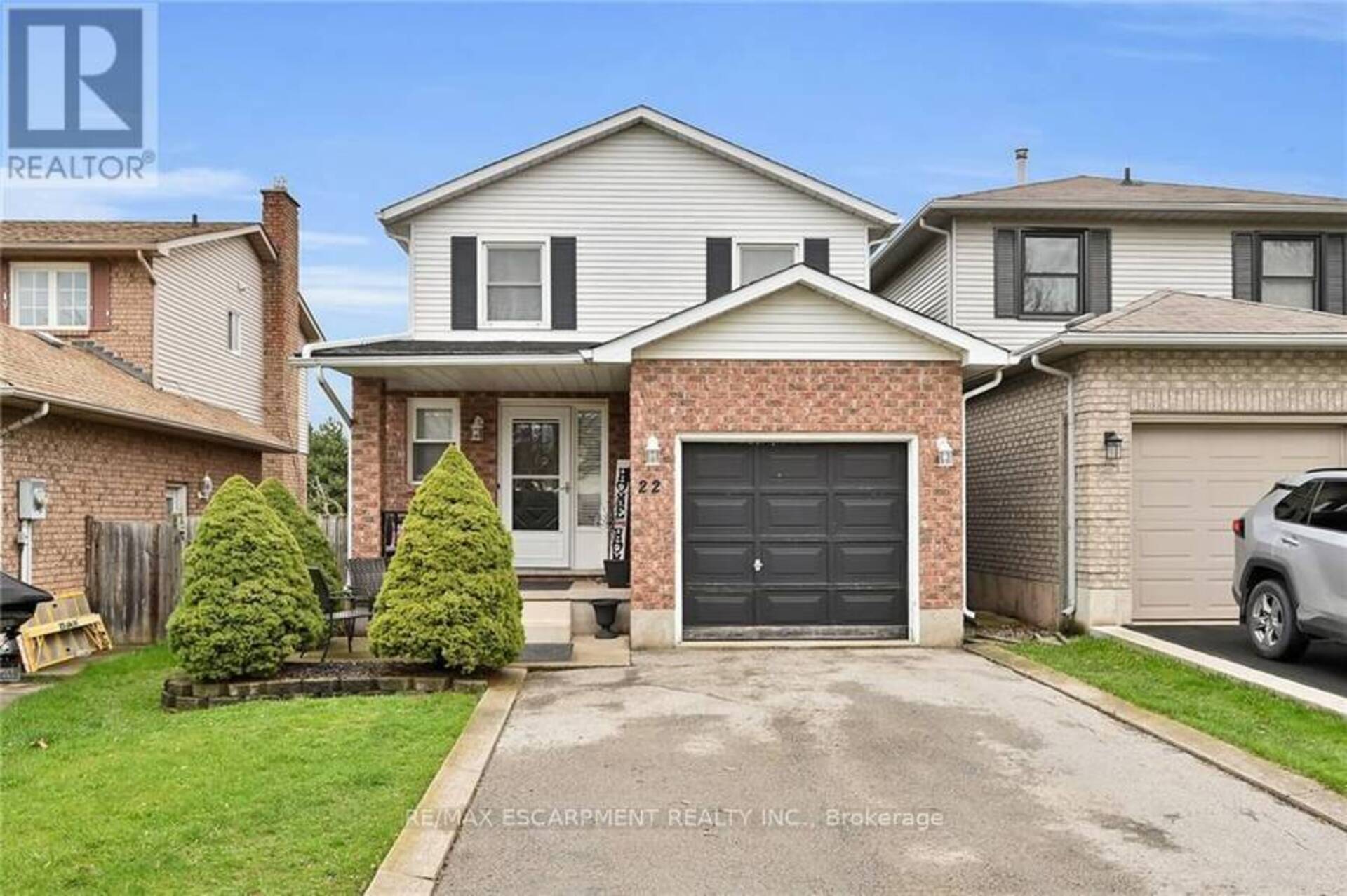 22 TOMAHAWK DRIVE Grimsby