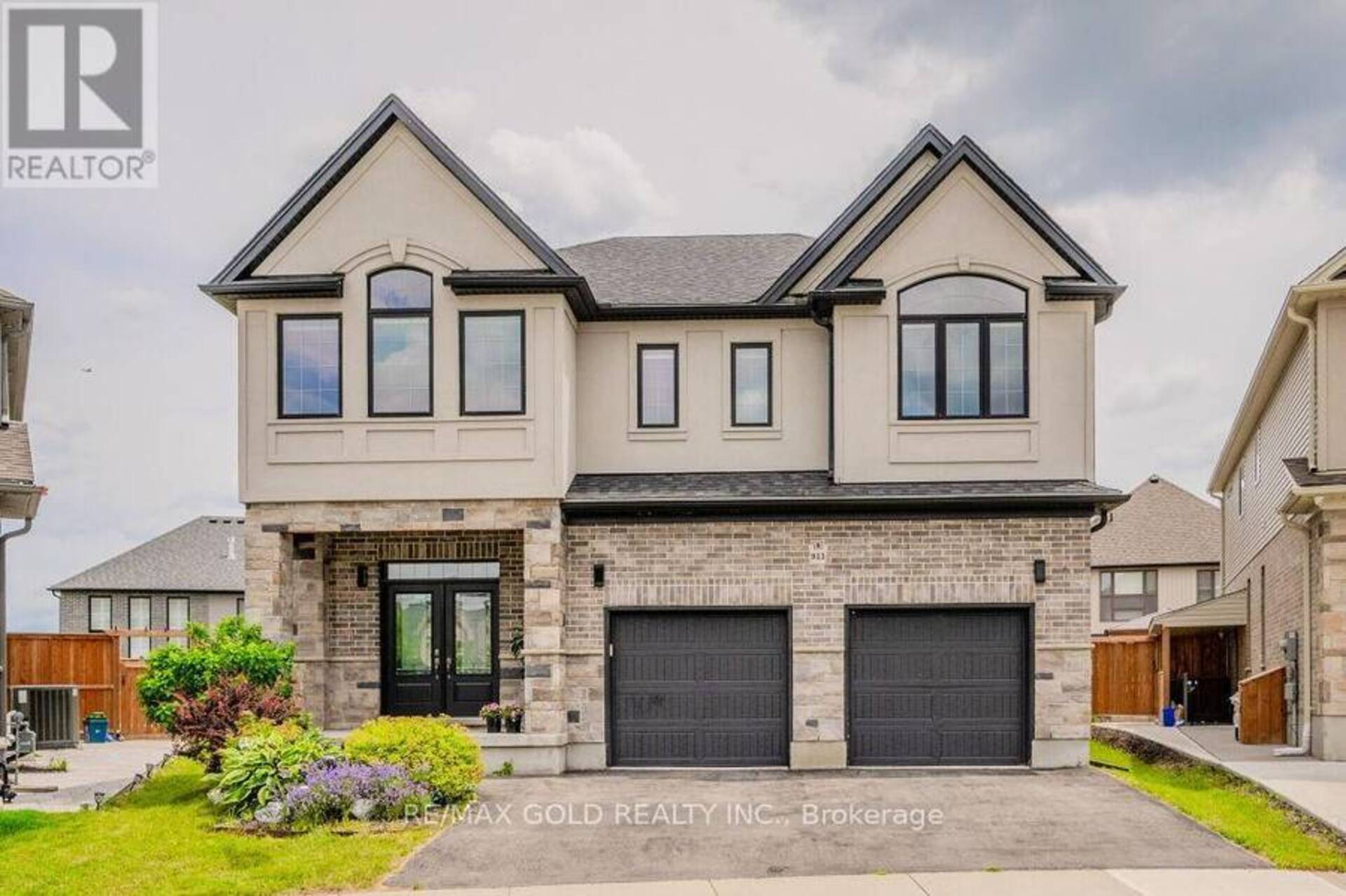 913 RIVER RIDGE COURT Kitchener