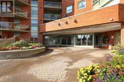 908 - 20 DEAN PARK ROAD Toronto 