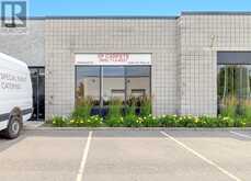 23 - 220 INDUSTRIAL PARKWAY S Aurora 