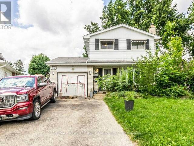 33 FOREST GLEN COURT Kitchener Ontario