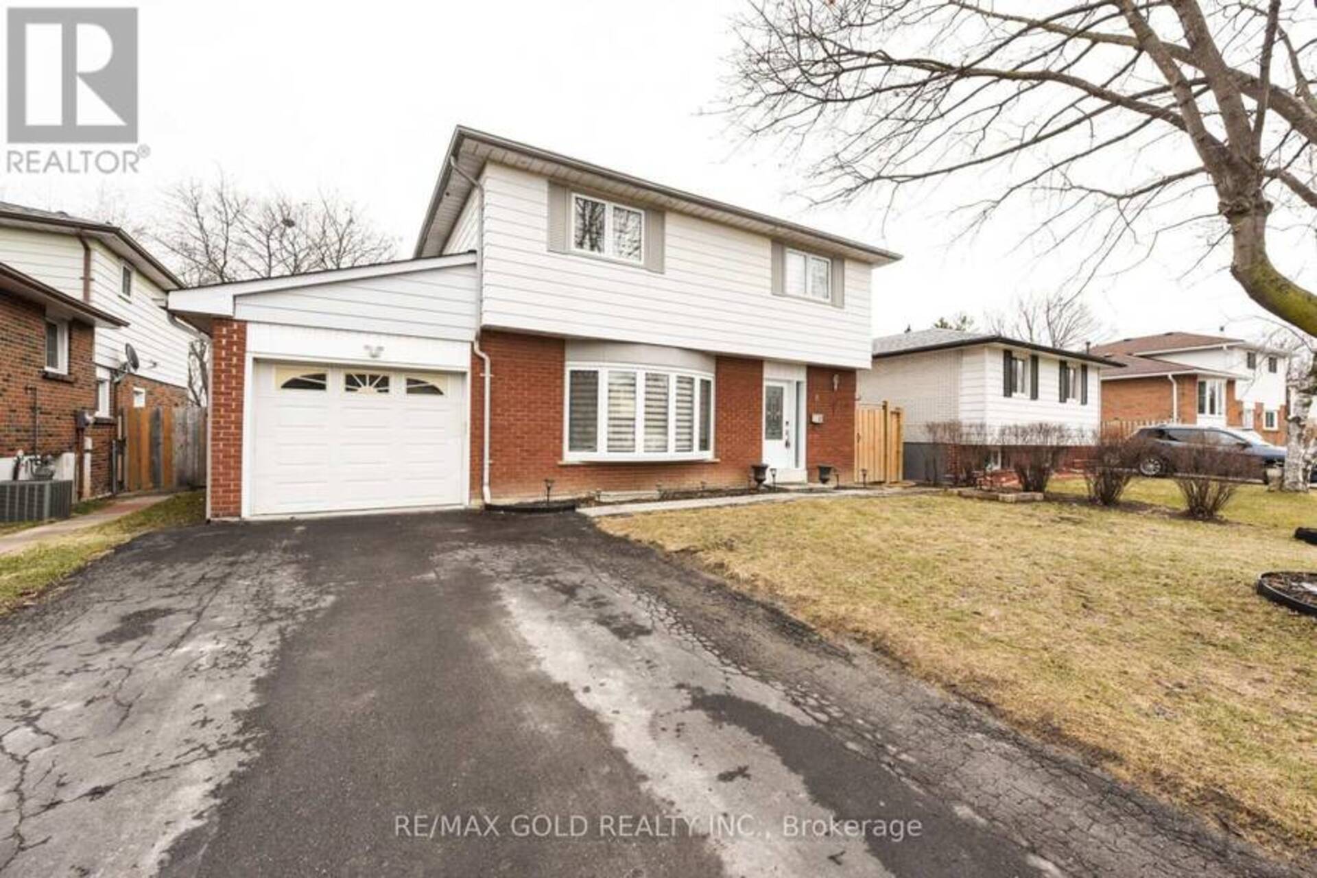 8 DRURY CRESCENT Brampton