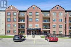 304 - 157 WELLINGTON STREET E New Tecumseth 