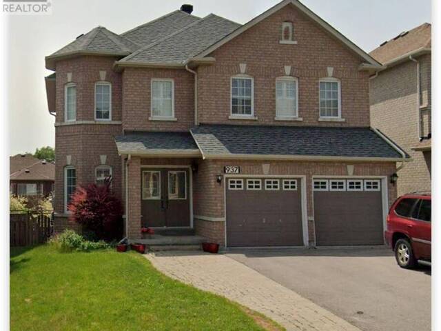 937 BEST CIRCLE W Newmarket  Ontario