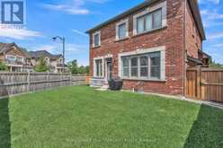 33 PRAIRIE GRASS CRESCENT East Gwillimbury