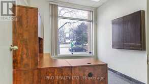 1B - 918 DUNDAS STREET E Mississauga